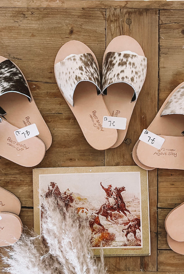 Cowhide Slides (CHOCOLATE)