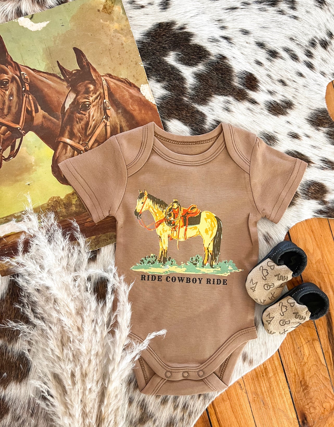 Ride Cowboy Ride S/S Onesie/S/S Tee(little kid)(Brown)