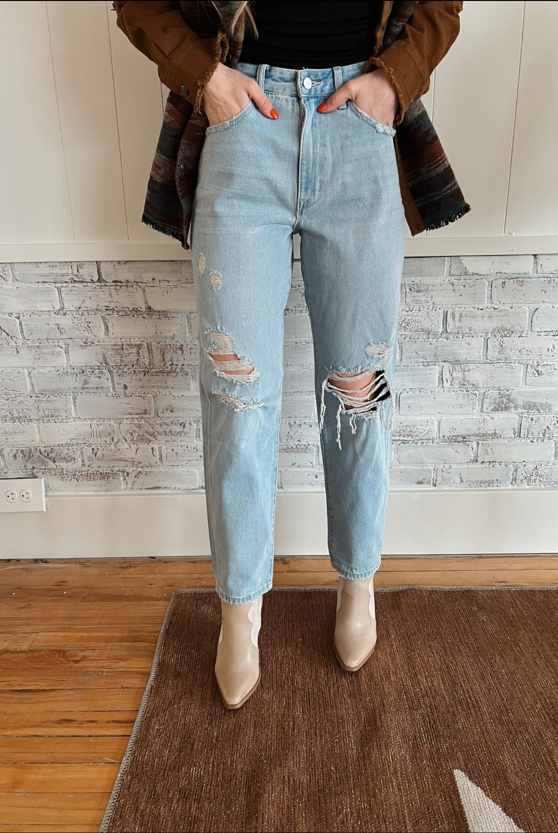 Darlin Denim Distressed Rigid Mom Jean