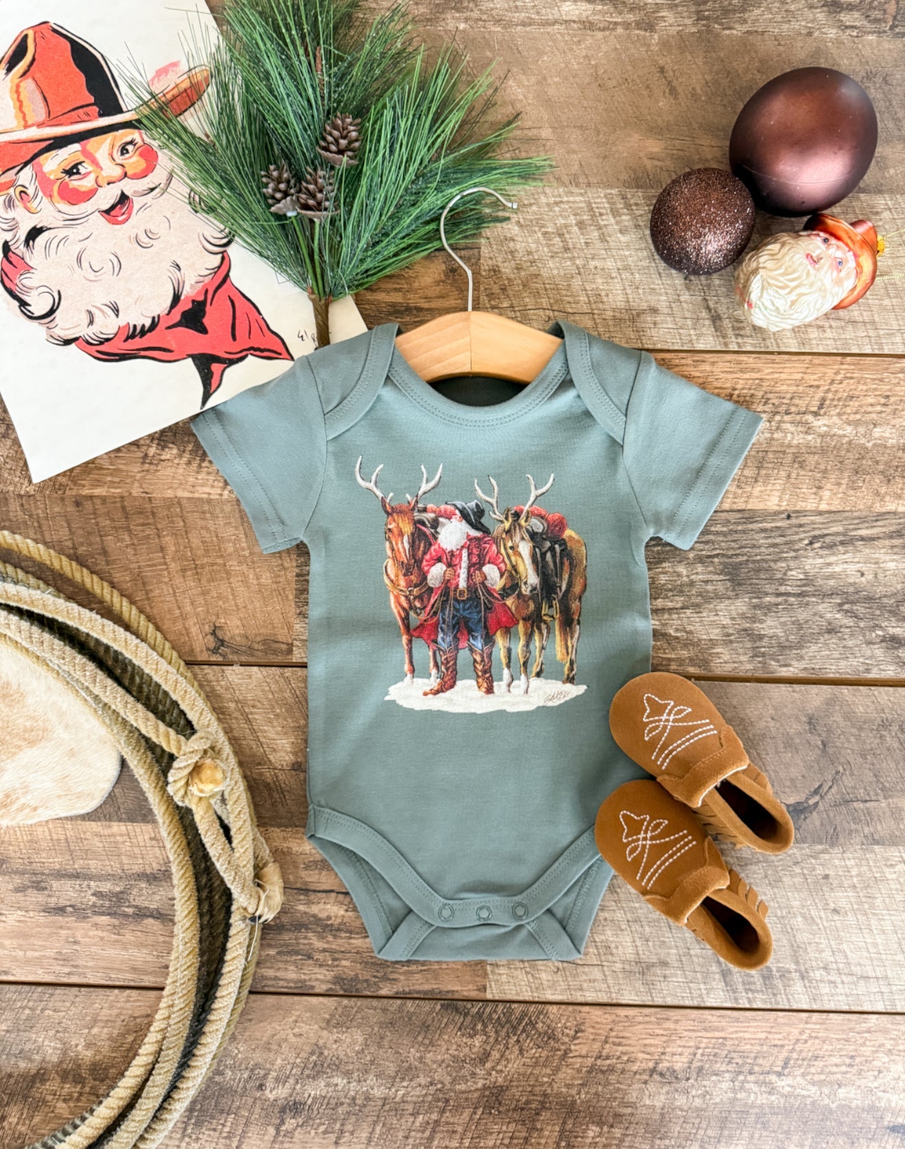 Santa & His Reinhorses Christmas Design (Onesie/Youth Tee) (emerald)