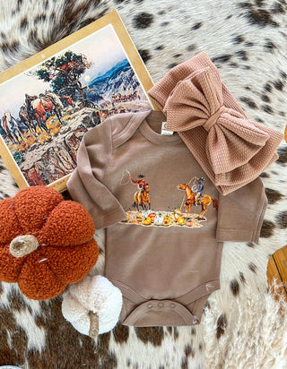 Fall Gathering Longsleeve Onesie(little kid)(truffle)