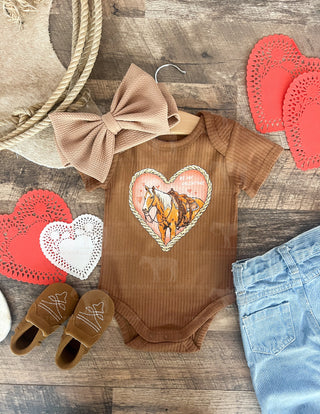 Heart Horse Valentines (Ribbed Onesie)(S/S Tee-Toddler/Youth)(Cognac/Coyote)