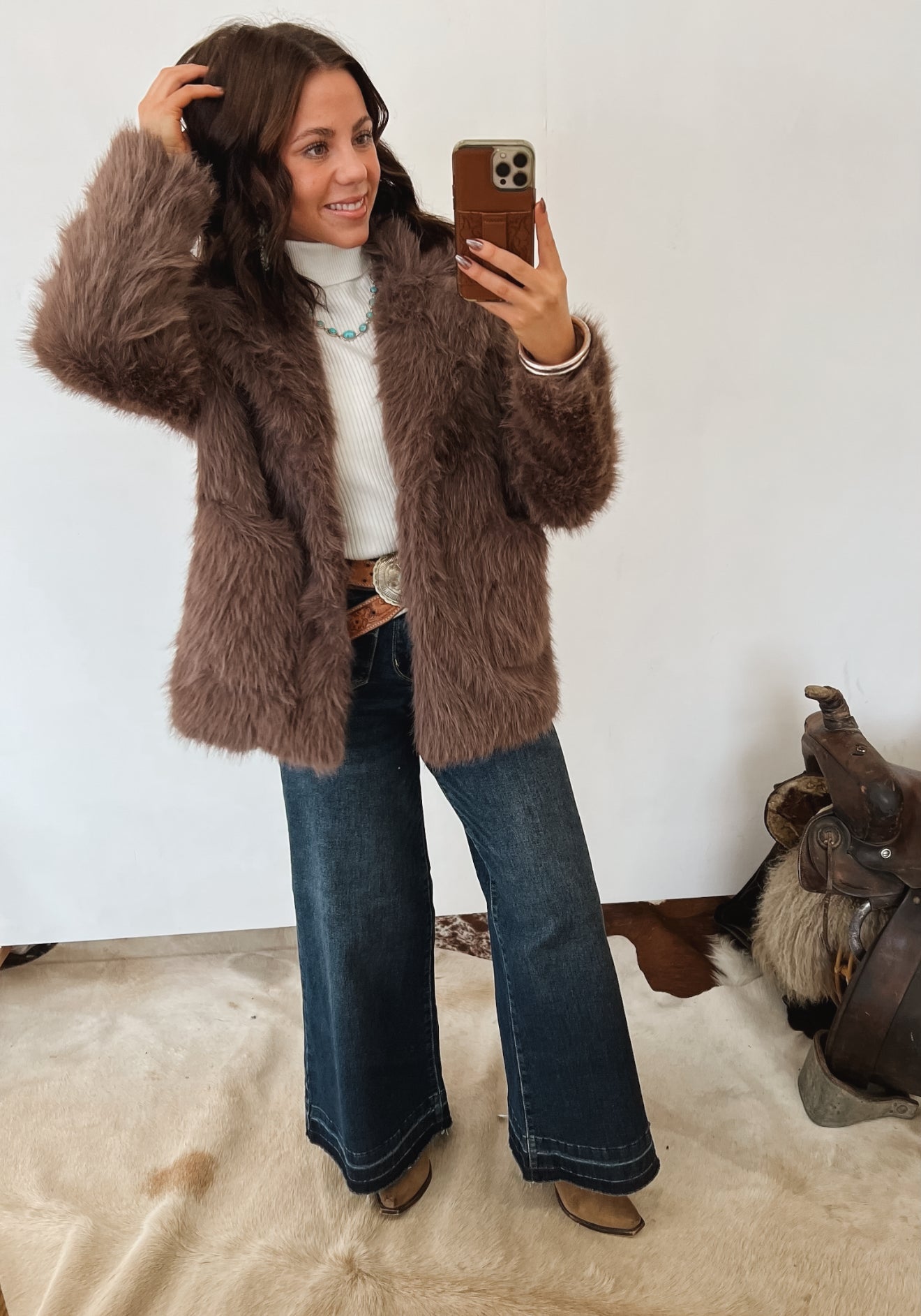 Beth Faux Fur Coat (Mocha) Tops - Outwear