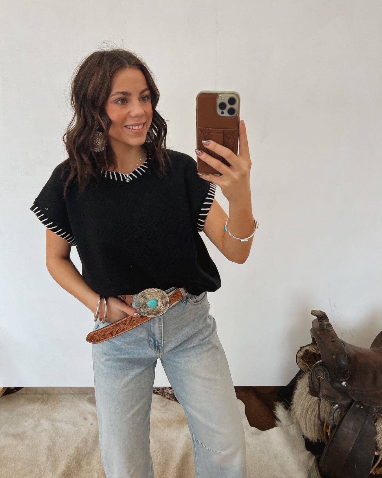 Saddle Stitch Sweater Vest (Black) Tops - Sweaters