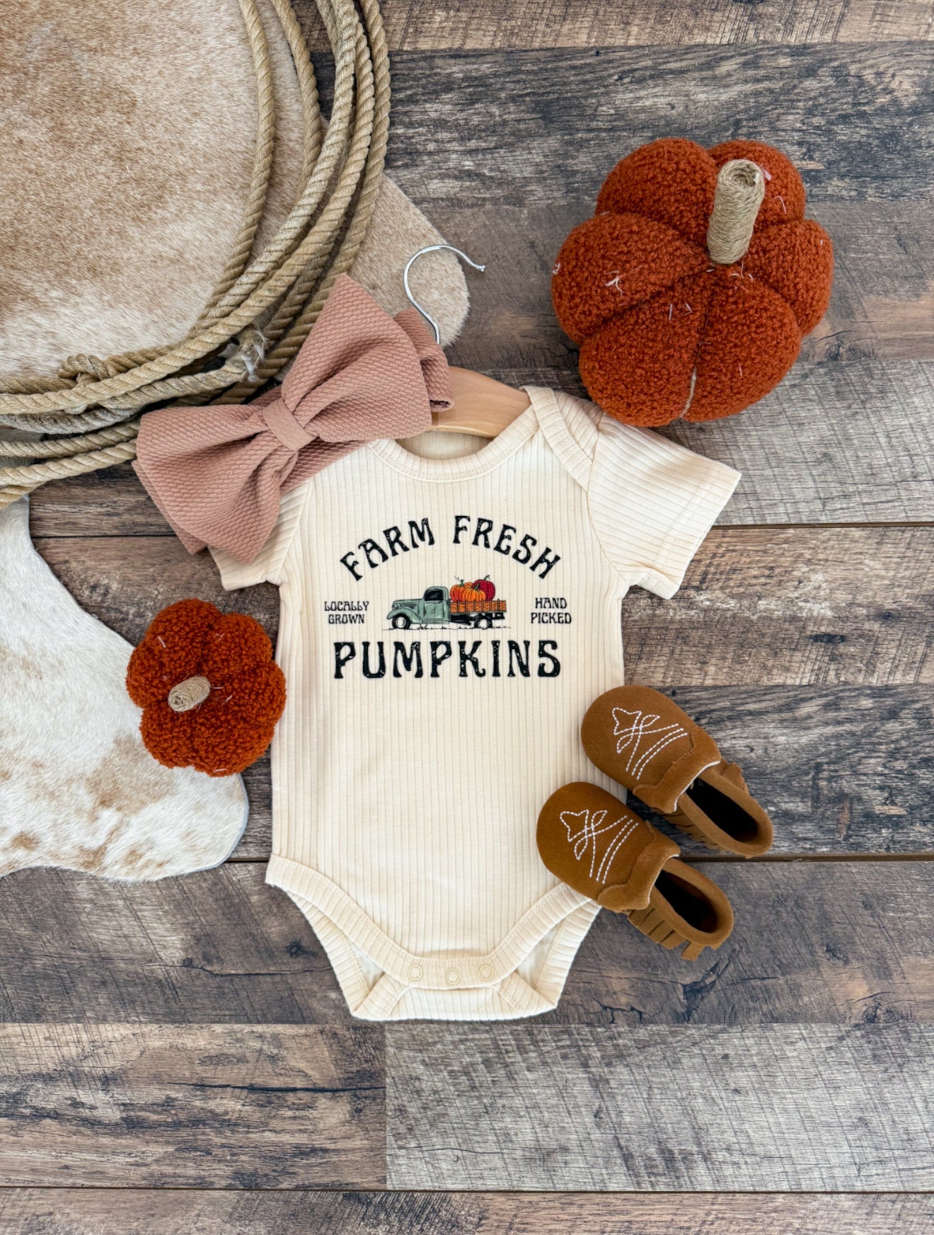 Farm Fresh Pumpkins Graphic – Infant Toddler & Youth (Cream)
