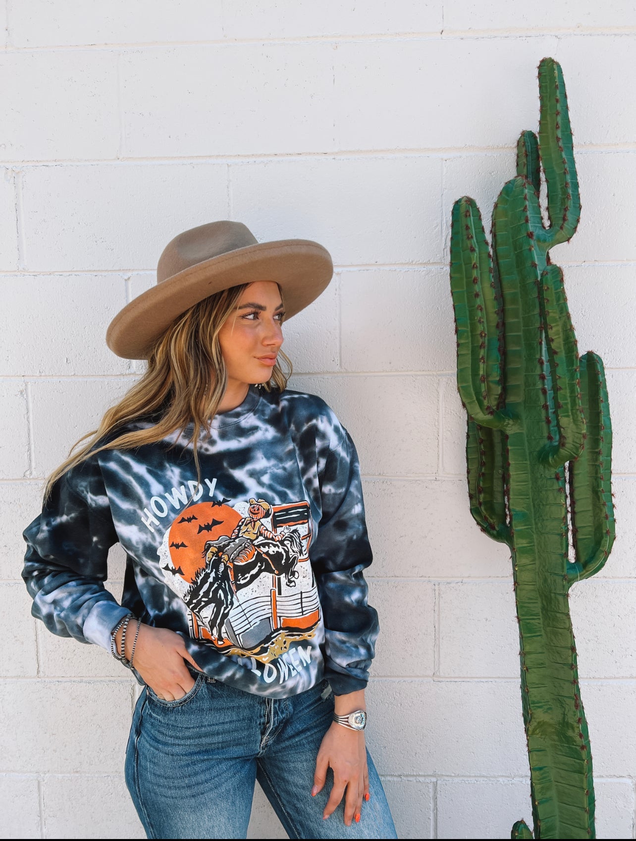 Howdy Halloween Sweatshirt (Tie Dye)