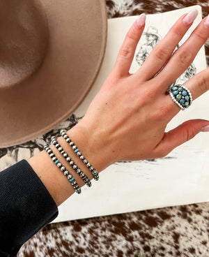 Lady Navajo Pearls Simple Bracelets (Authentic)