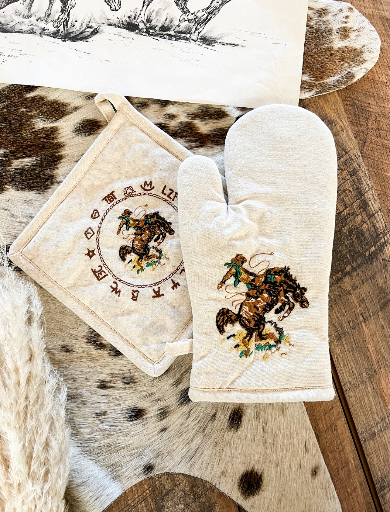 Riding For 8 Oven Pads