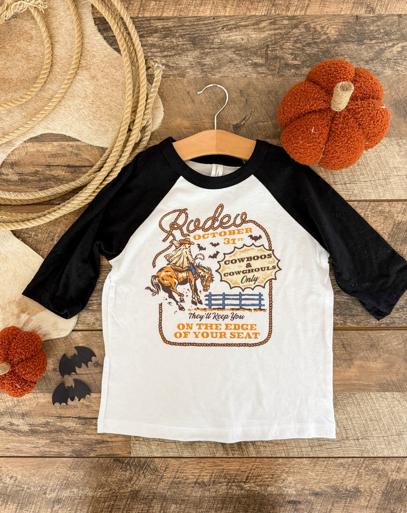 ’Cowboos & Cowghouls’Halloween Rodeo– Toddler Raglan Tee(Black)