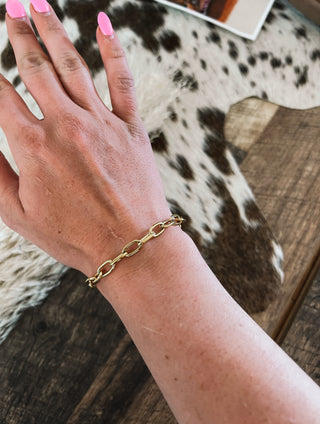 Smooth Gold Thin Chain Bracelet