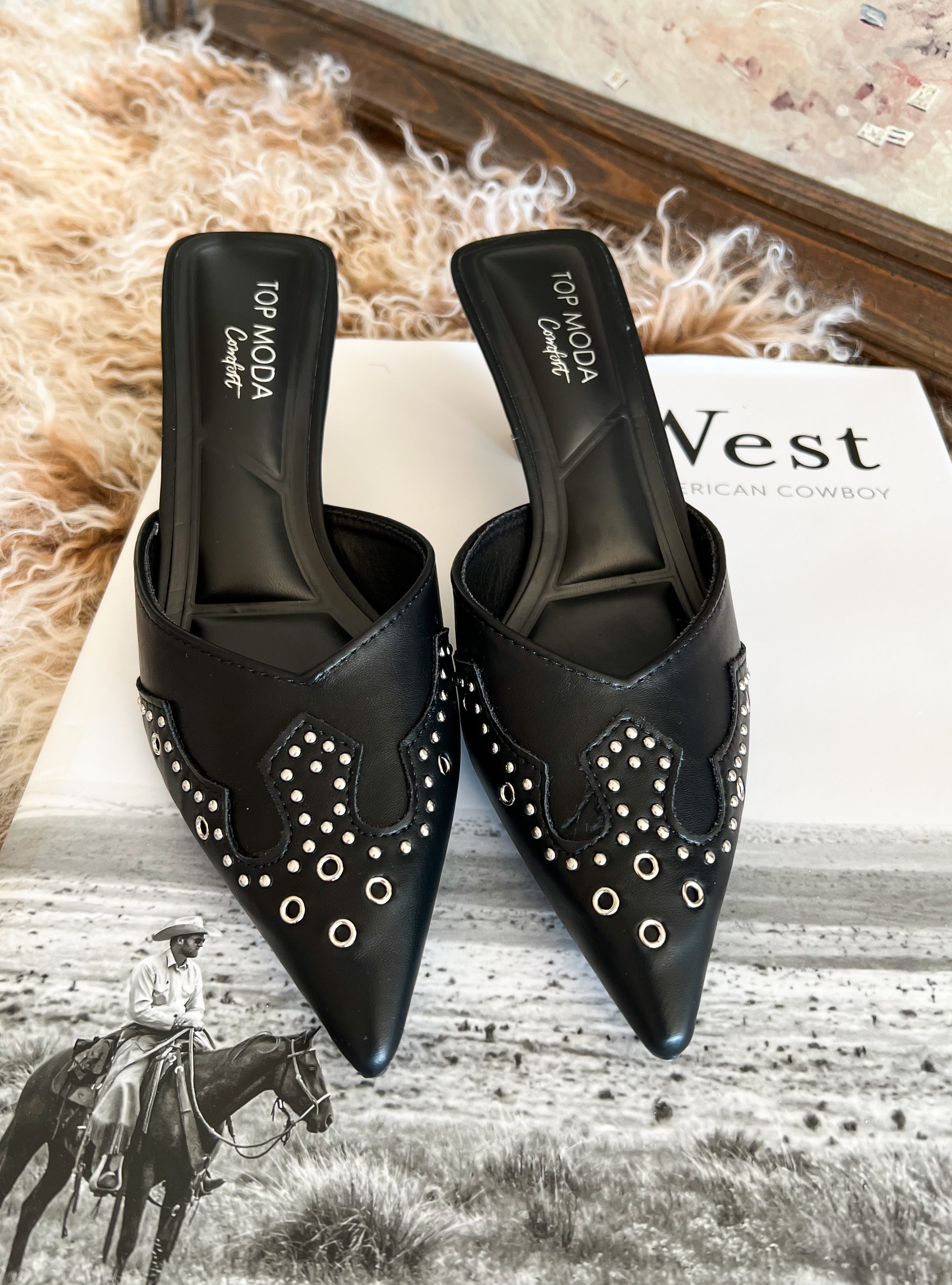 Western Lady Pointed Toe Mule Heels (Black)