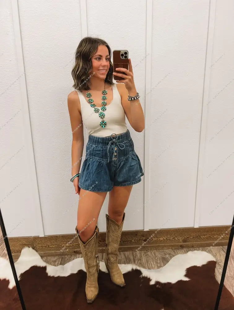 Dark Flared Babe Denim Shorts (8336)