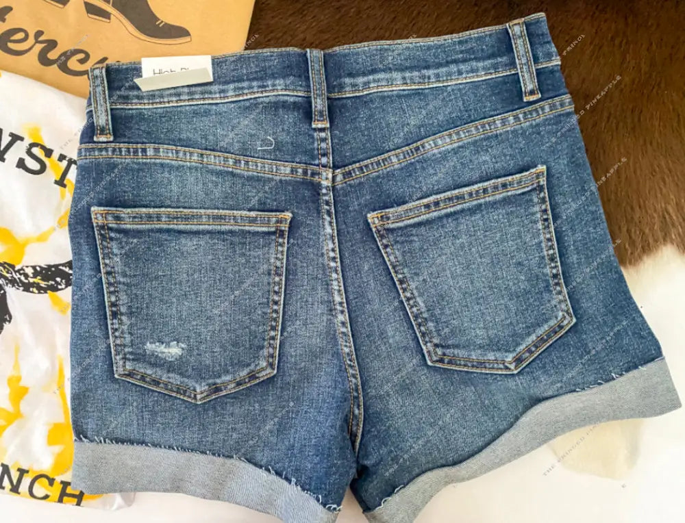 Denim Darlin Semi Cuffed Distressed Shorts. (High rise sp-124579)