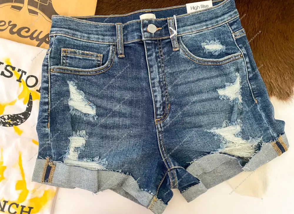 Denim Darlin Semi Cuffed Distressed Shorts. (High rise sp-124579)