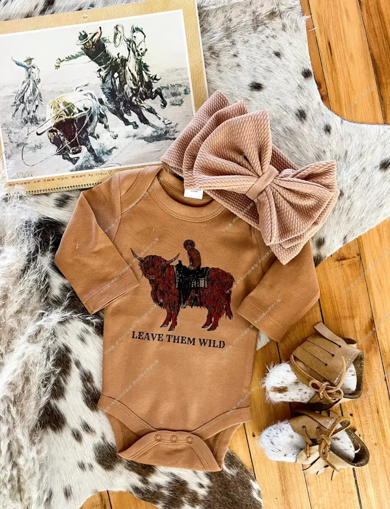 Double Trouble Highland Dog Longsleeve Onesie/Short Tee(little kid)