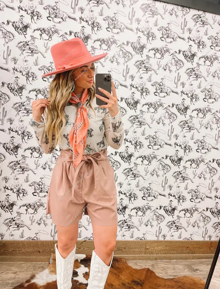 High Waist Diva Shorts(Blush)