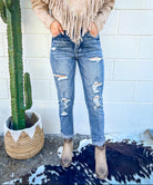 Darlin High Rise Distressed Mom Jean(378kt-md)