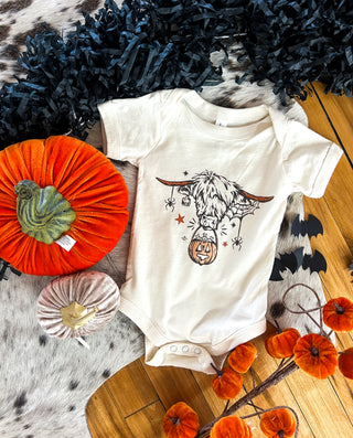 Halloween Highland Design (Youth Onesie/Tee)(cream)