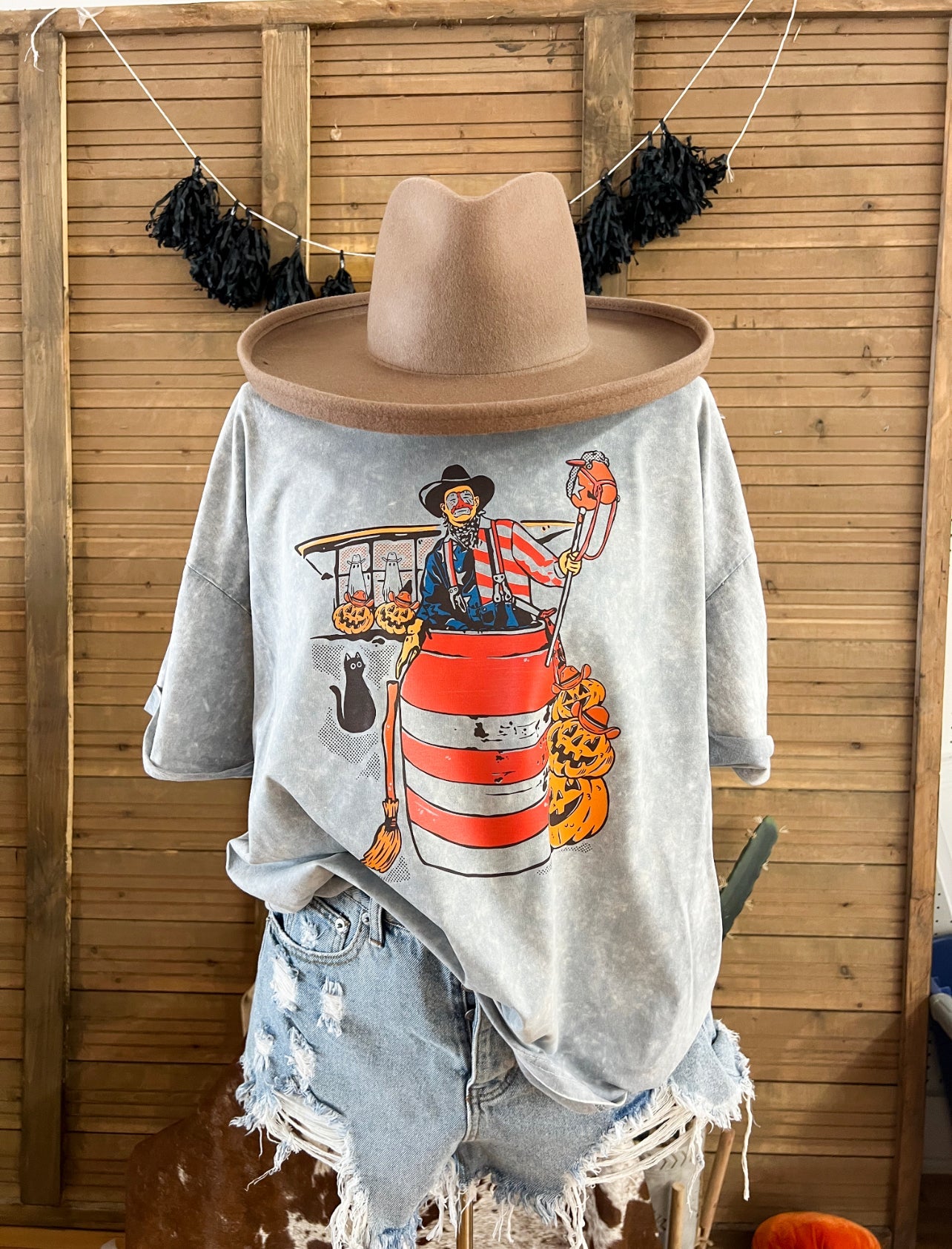 Halloween Rodeo Clown Tee (stone)