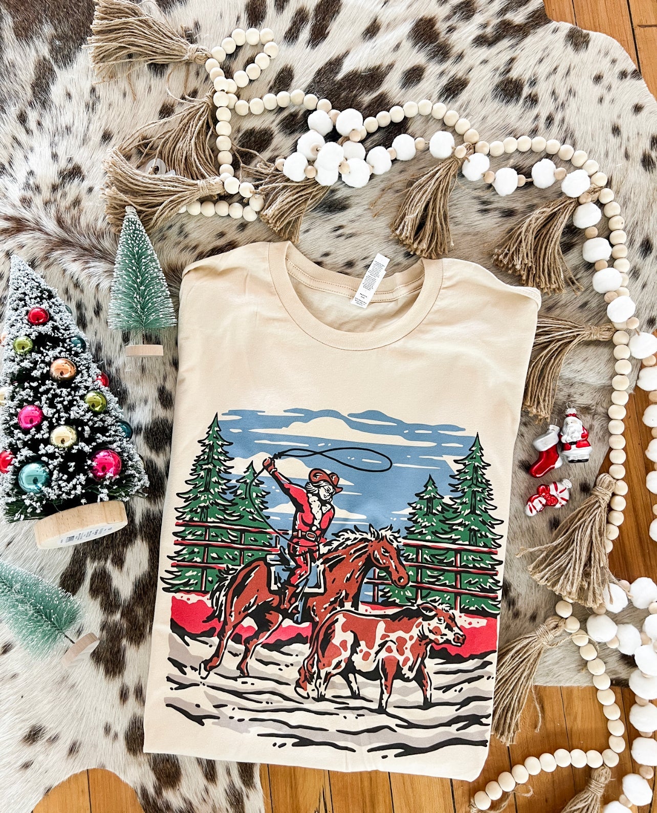 Mrs. Santa Ranchin’ Design (Youth Onesie/Tee)(cream)