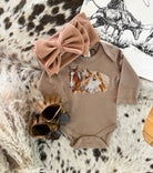 Three Is A Charm Horse Longsleeve(little kid)(truffle)