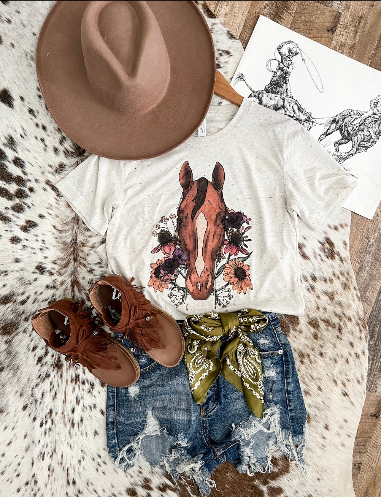 Sorrel Horse Flowers S/S Tee (Adult)(Cream)