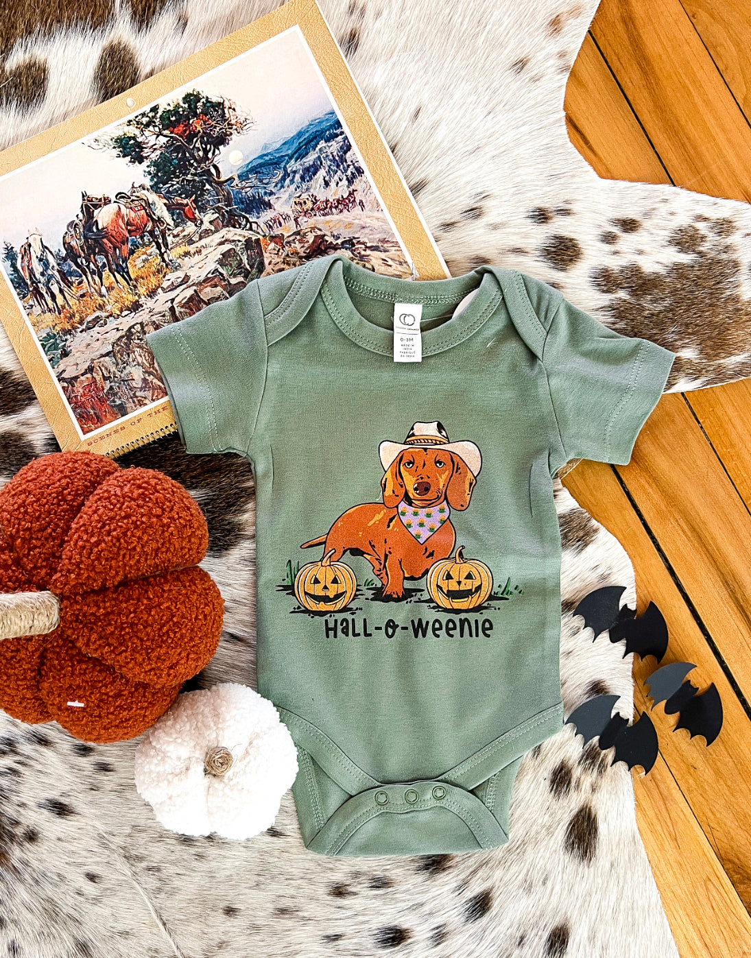 Halloweenie Onesie (green)