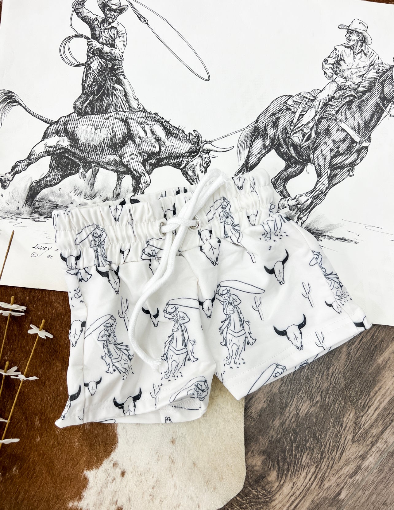 Bullskull Roper White Western Swim Trunks (little kid)