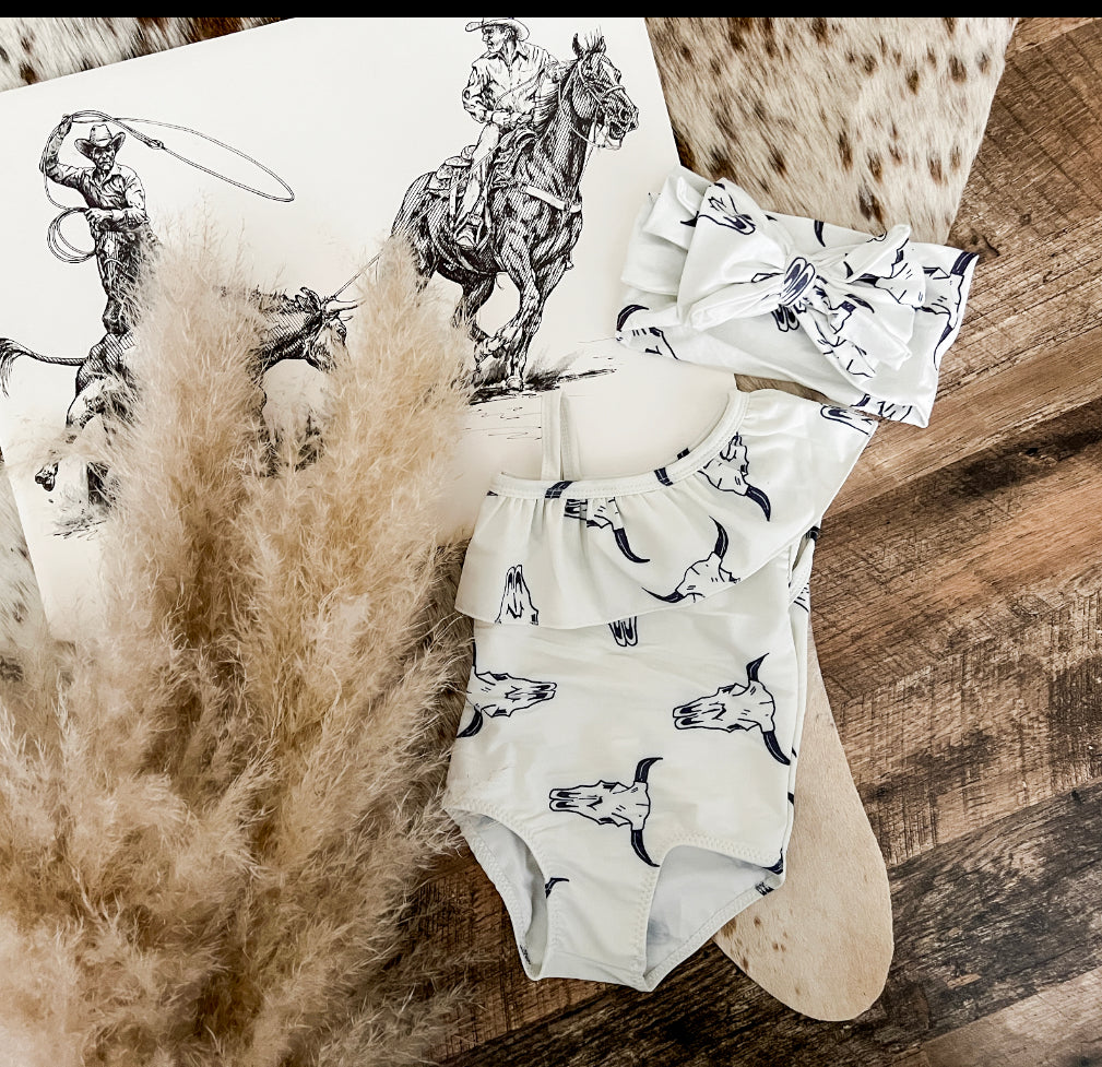 Plain Bullskull Ruffle Swimsuit NB