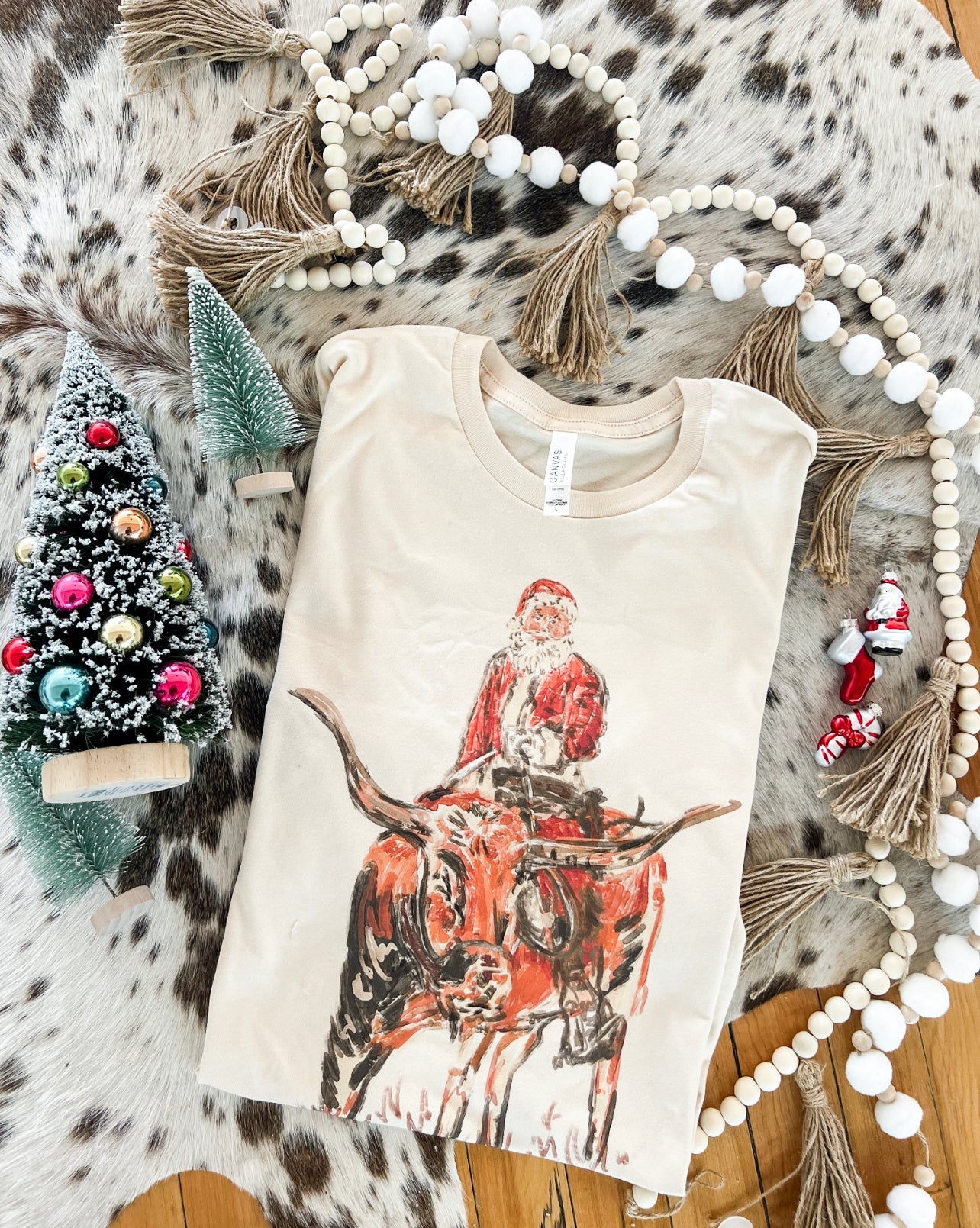 Longhorn Santa Design (Youth Onesie/Tee)(cream)