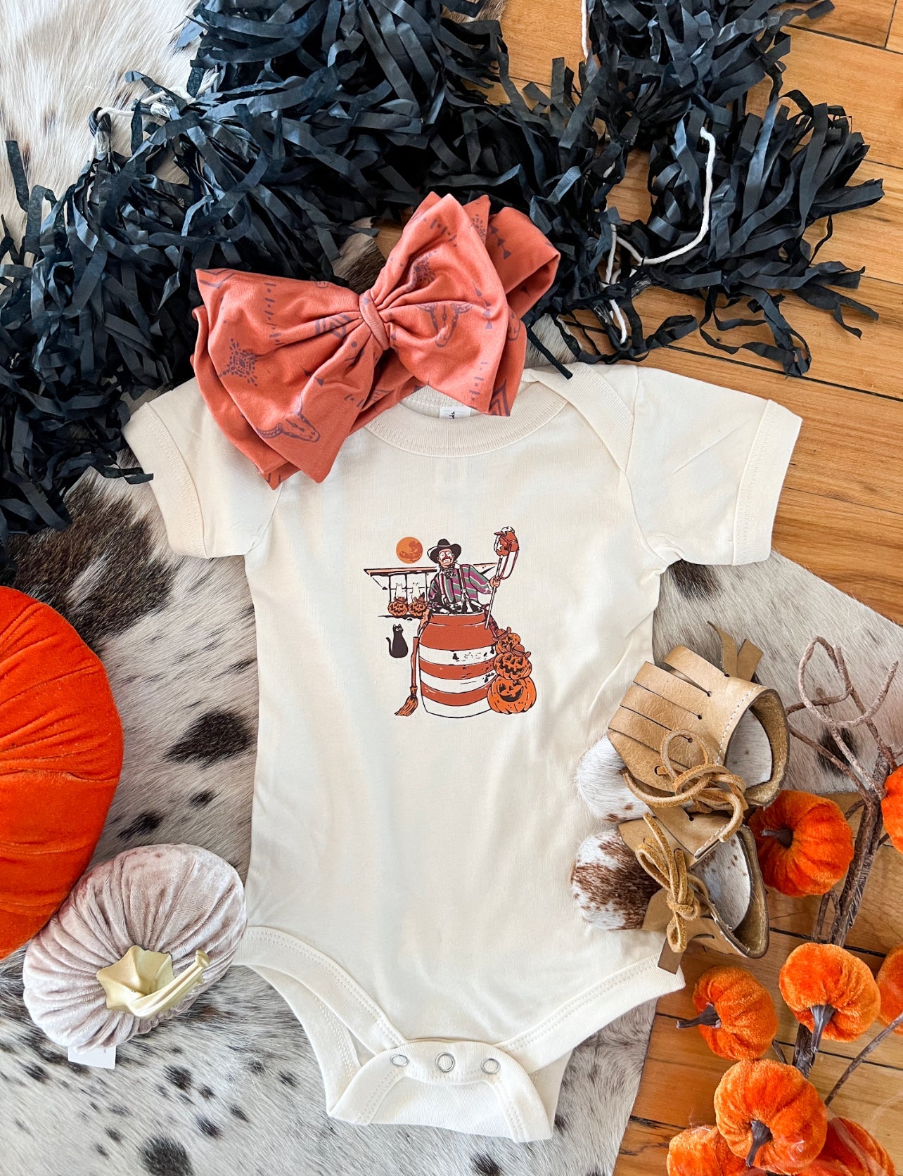 Halloween Clown (Cream)(Onesie/Tee)