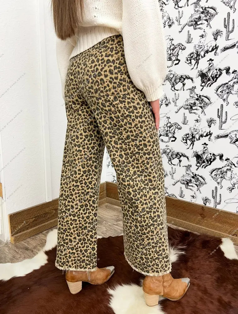 Leopard Mid Rise Wide Leg Denim (1042)