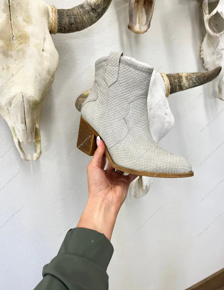 Loretta Lynn Bootie (grey) 6