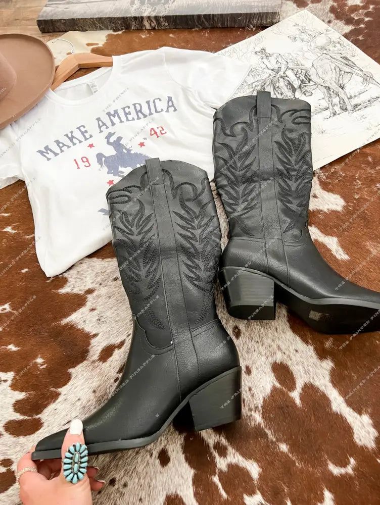 Nashville Night Cowgirl Boot (black)