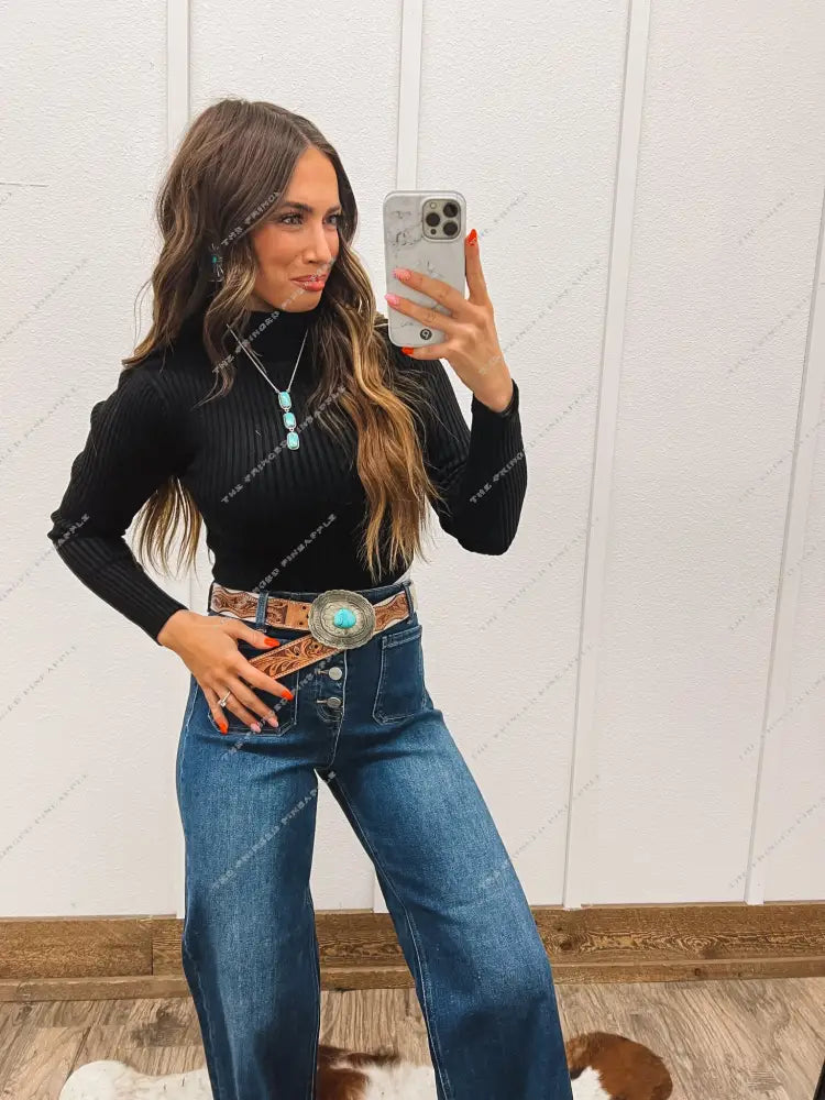 (Restocking) Ribbed Long Sleeve(Black) top