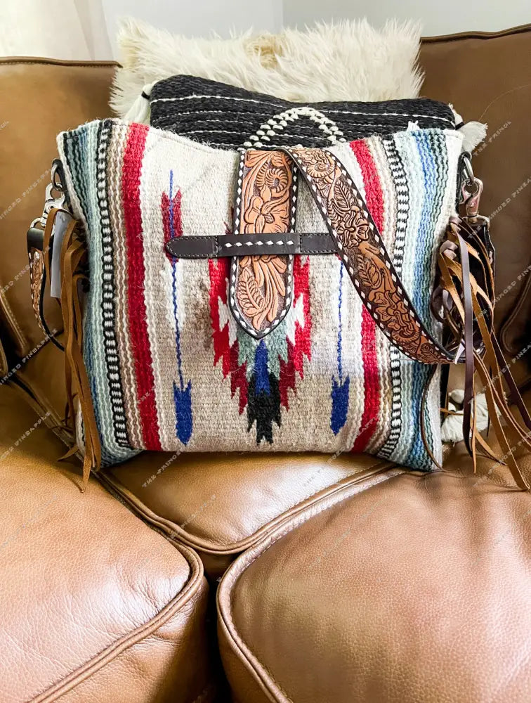 The Ranch Girl Saddle Blanket Purse (Arrows)