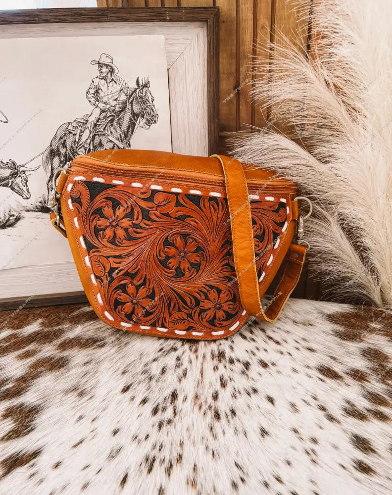Tooled Darlin Side Purse