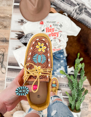 Tooled Leather Patch Sneakers (mustard)