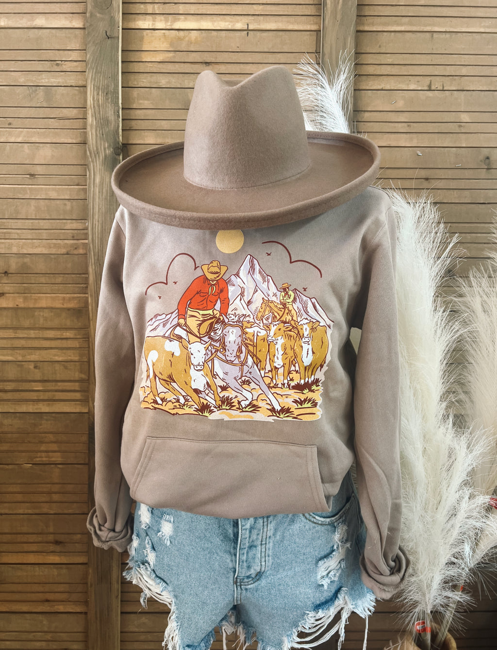 The Cow That Got Away Cowboy Hoodie (sand)