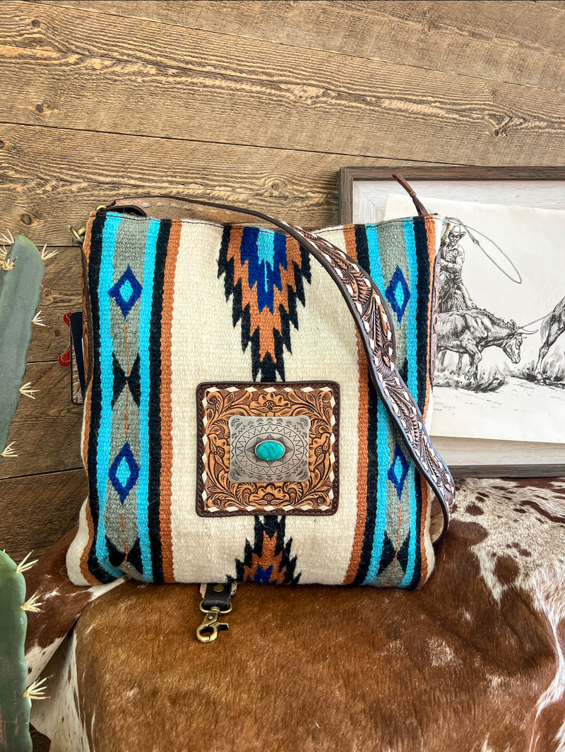 Comanche Moon Vintage Saddle Blanket Leather Fringe Tote Bag – LoveWeMe  Jewelry