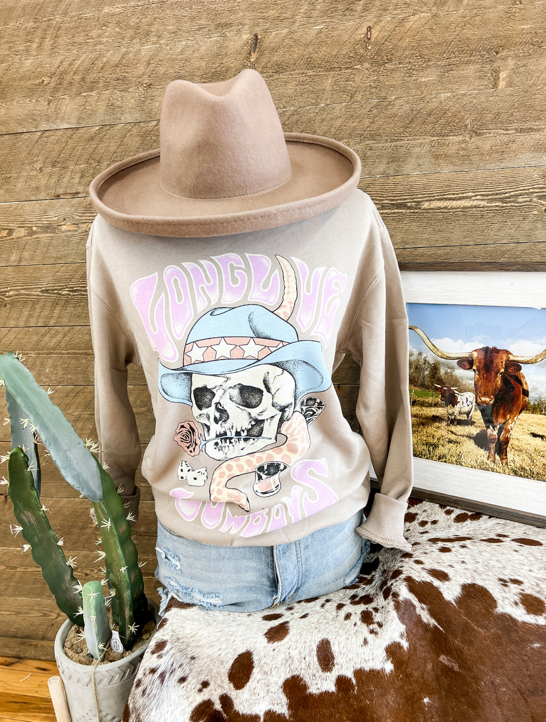 Cowboy Skull Sweatshirt (mocha)